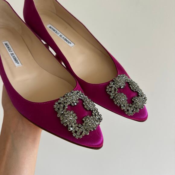 NEW Manolo Blahnik Hangisiflat Satin Jewel Buckle Flat Flats Dark Fuchsia 39.5 - Picture 5 of 7